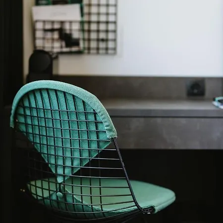 Night Bahnhofcity Szálloda