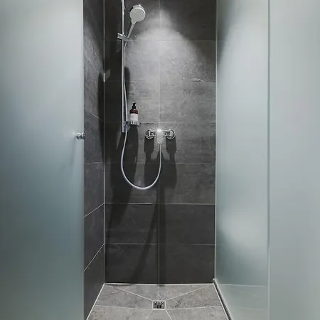 Night Bahnhofcity Szálloda Feldkirch