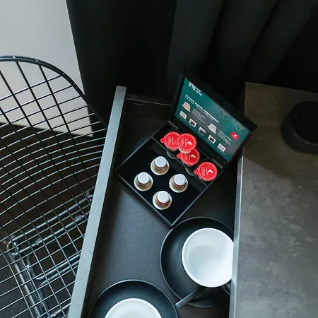 Night Bahnhofcity Szálloda