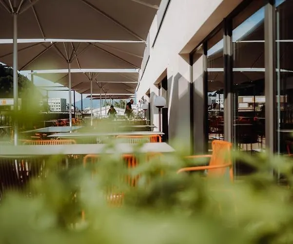 Night Bahnhofcity Hotel *