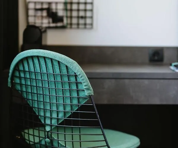 Night Bahnhofcity Szálloda